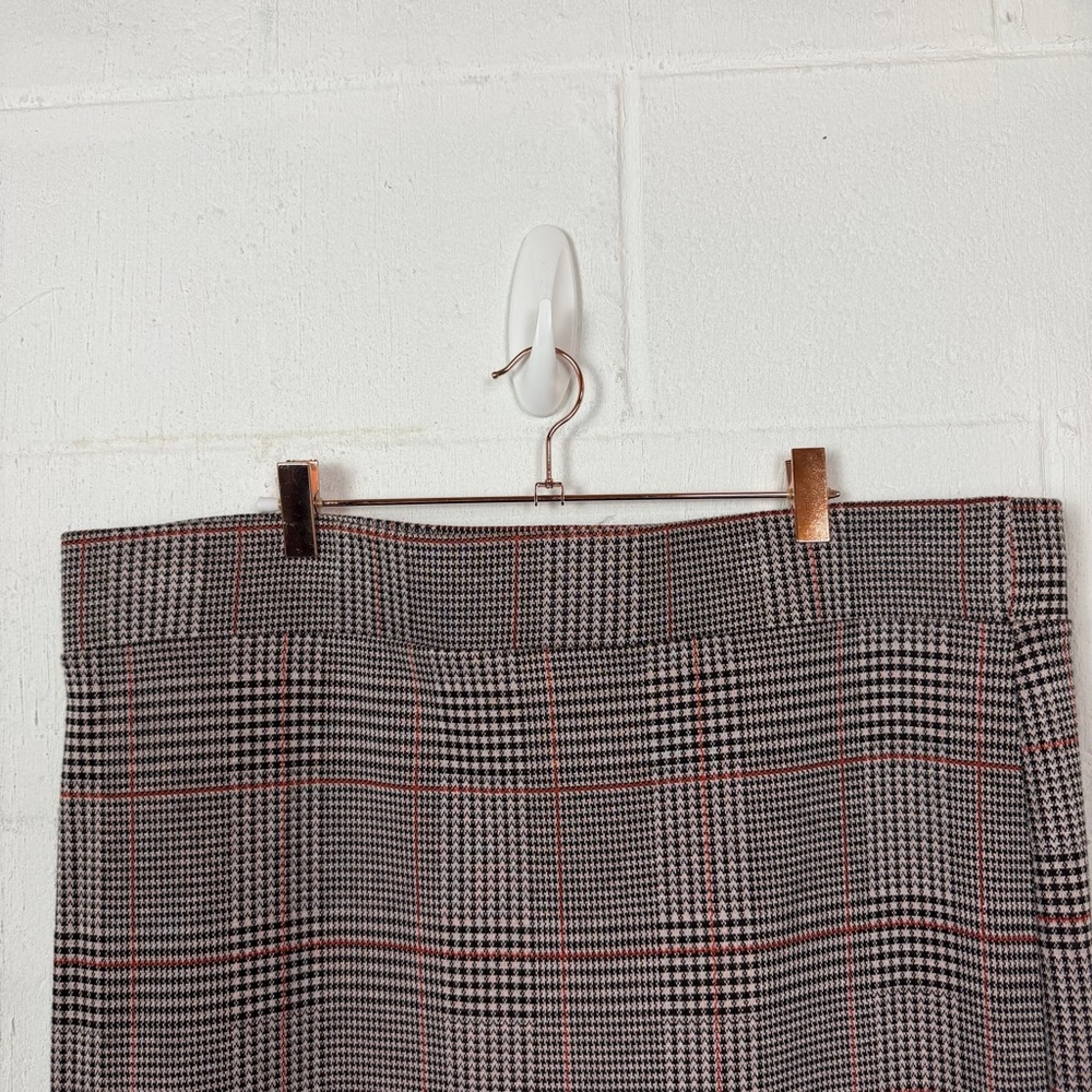 Olivia Blu Pencil Skirt Brown Plaid Stretch Slit Lightweight‎ Office Career 2X - Picture 2 of 9